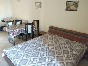 تناول الطعام