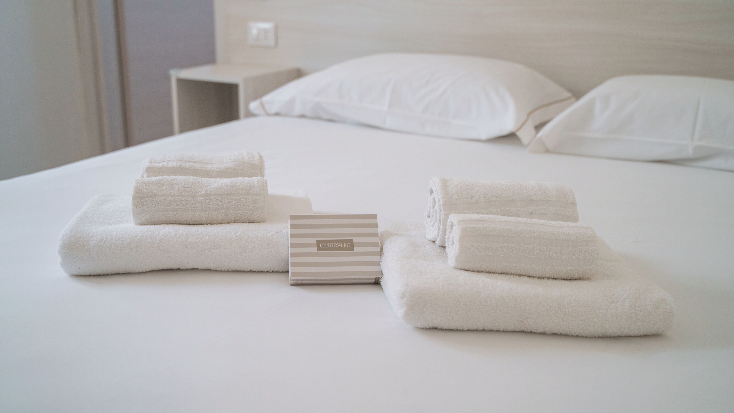Wi-Fi gratuit, draps fournis