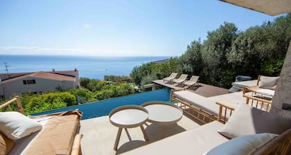 Villa vue mer, piscine, aux portes du Cap Corse, idéale en famille ou entre amis