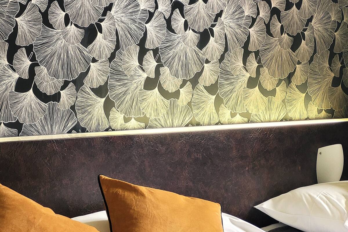 Habitación doble, para no fumadores | Decoración personalizada, escritorio y espacio para trabajar con laptop