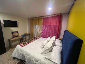 1 slaapkamer, een strijkplank/strijkijzer, wifi, beddengoed