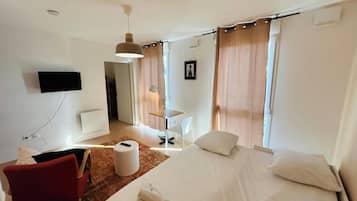 Bureau, Wi-Fi, draps fournis