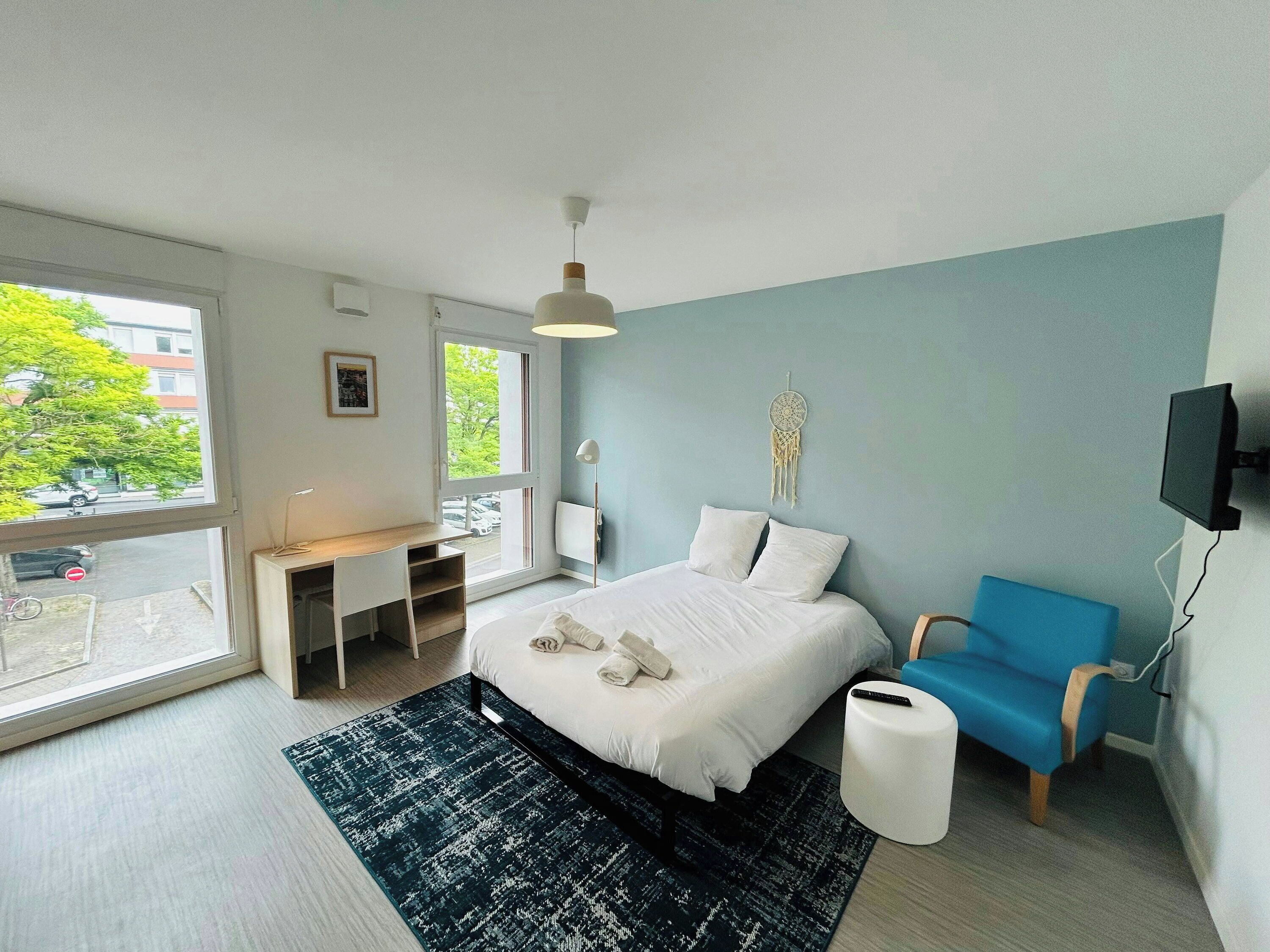 Een bureau, wifi, beddengoed, rolstoeltoegankelijk