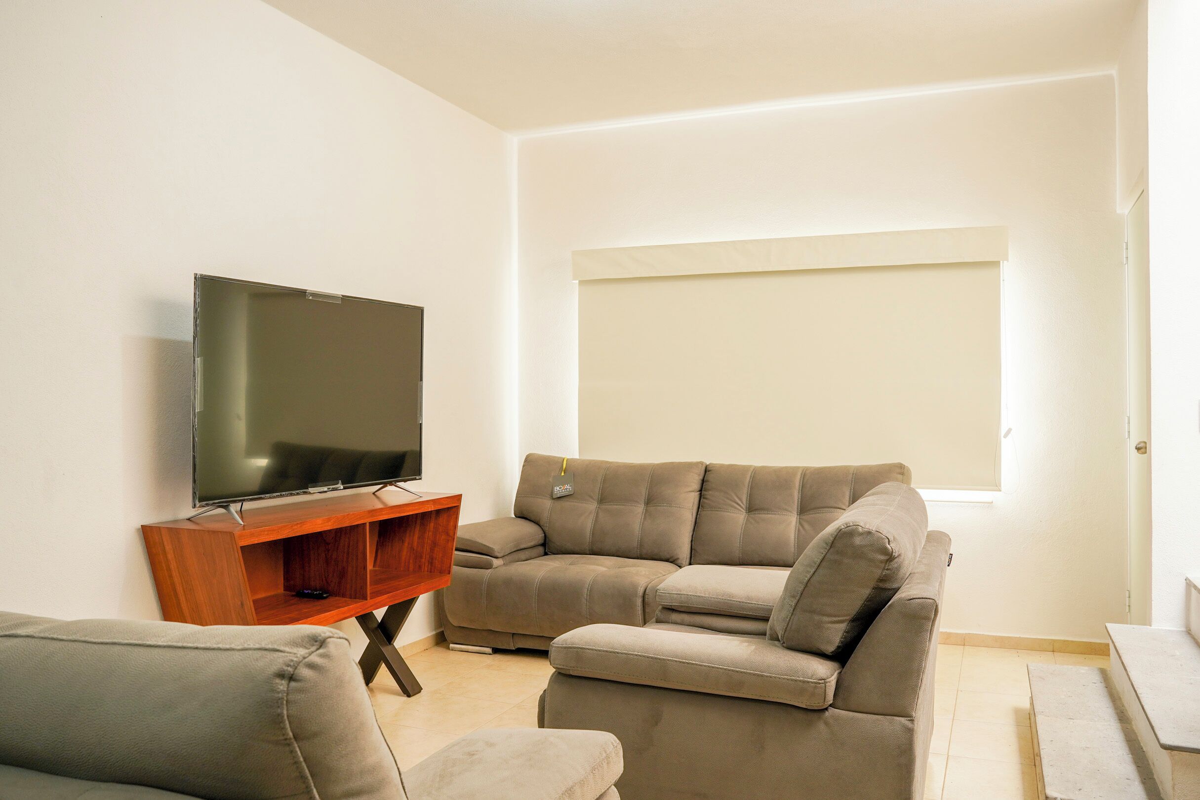 Smart TV de 50 pulgadas con canales por cable 