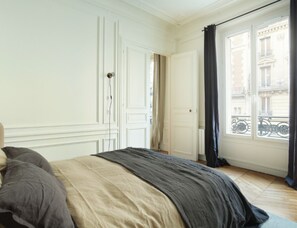 1 chambre, fer et planche à repasser, Wi-Fi gratuit, draps fournis