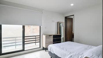 Comfort Apartment, 2 Bedrooms, Non Smoking | 2 bedrooms, laptop workspace, iron/ironing board, free WiFi