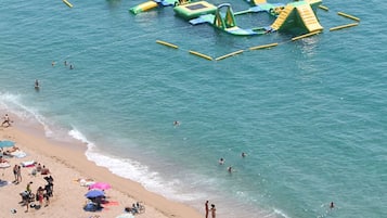 Vlak bij het strand, strandlakens