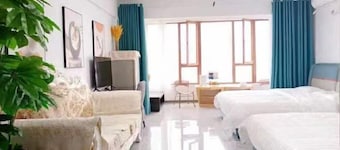 Century Hongyuan Hotel (Chongqing Road Branch)
