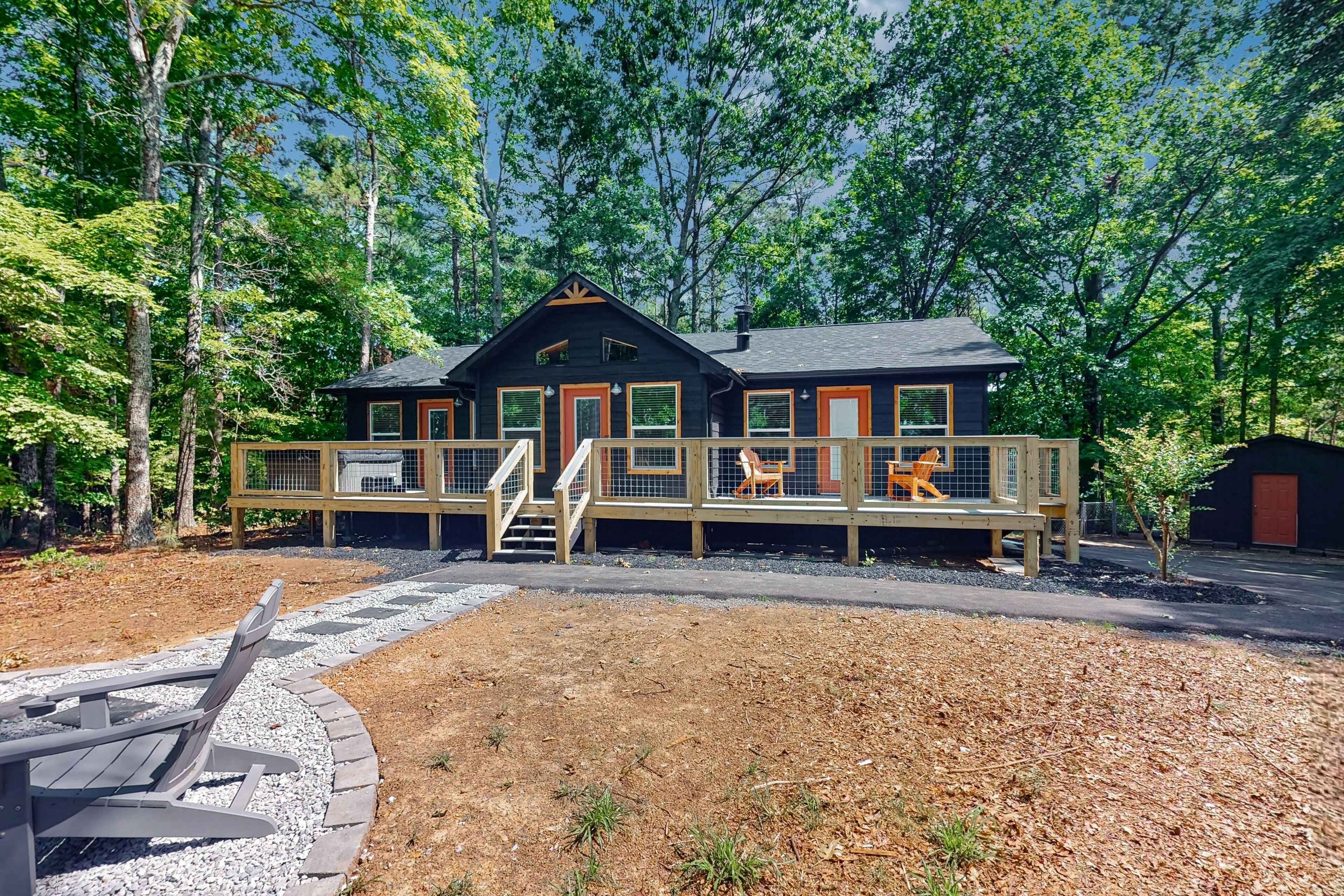 A Newly Renovated Serene cabin offering limited mobility accessibility.