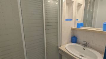 Dusche, Toilettenpapier