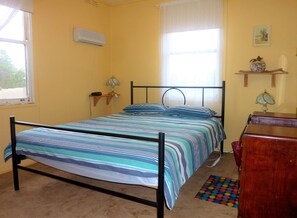 3 bedrooms - Gunnadoo, Moonta Bay (Moonta Bay)