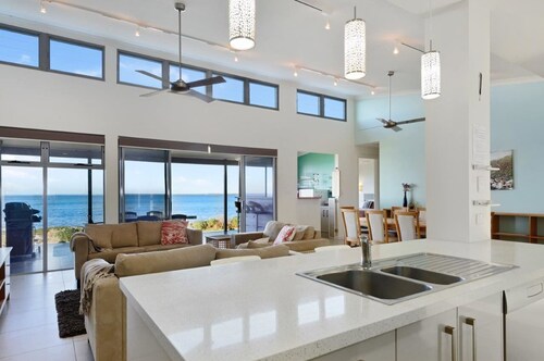 Bay House, Point Turton