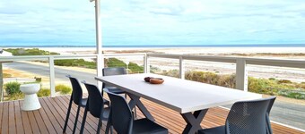Beachfront Beauty, Moonta Bay