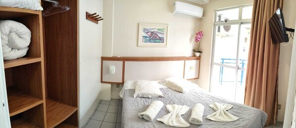 Standard Apartment | In-room safe, free WiFi, bed sheets - Residencial Praia Mar (Florianópolis)