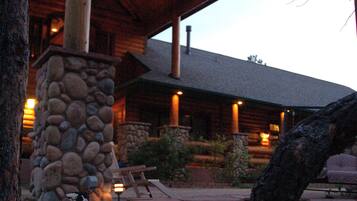 Enceinte de lâhĂ©bergement