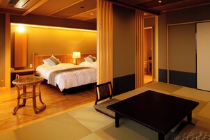 Standard Suite, Non Smoking | Down comforters, in-room safe, blackout drapes, free WiFi