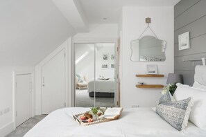 2 chambres, fer et planche à repasser, Wi-Fi gratuit, draps fournis