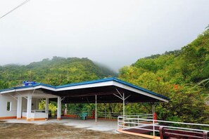 Unclassified image, 4 of 12, button - C Star Travellers Inn (Oslob)