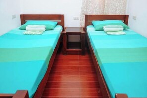 Room - C Star Travellers Inn (Oslob)