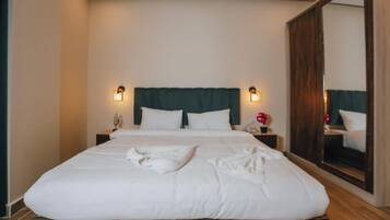 Blackout curtains, iron/ironing board, free WiFi