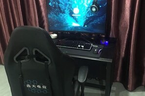 Room - XInTian (Lixin)