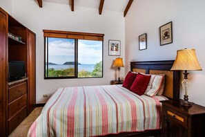 3 chambres, bureau, fer et planche à repasser, Wi-Fi gratuit