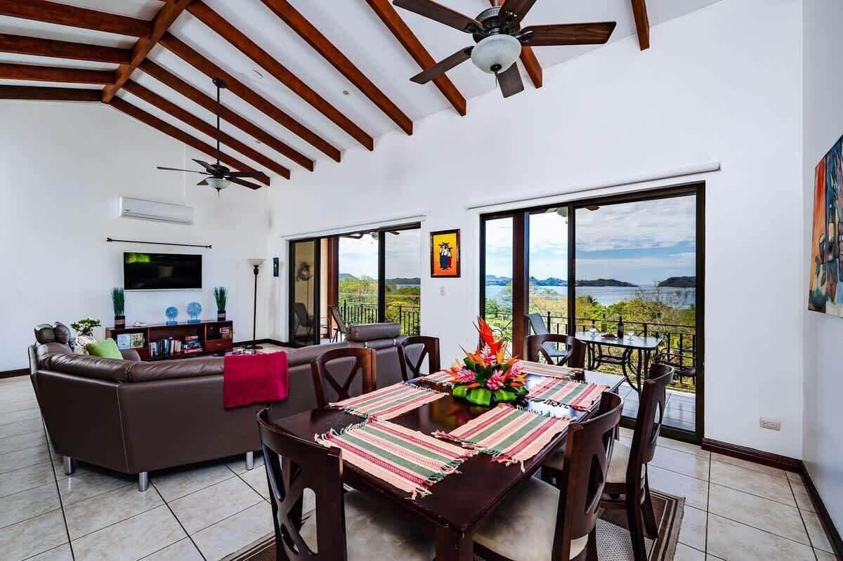 Televisión, oficina