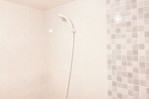 Deluxe Apartment | Bathroom | Shower, towels - Good And Cozy Stay 2Br Tokyo Riverside Pik 2 Apartment (Teluknaga)