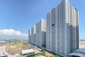 Exterior - Spacious 1Br At Tokyo Riverside Pik 2 Apartment (Teluknaga)