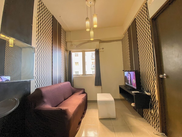Deluxe Apartment | Living area - Nice 2Br At Apartment Suites @Metro (Bandung)