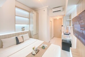 Studio Deluks | Meja kerja
