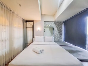 Deluxe Apartment | 1 bedroom, desk, free WiFi - Good Place And Homey 1Br At Uttara The Icon Apartment (Depok)