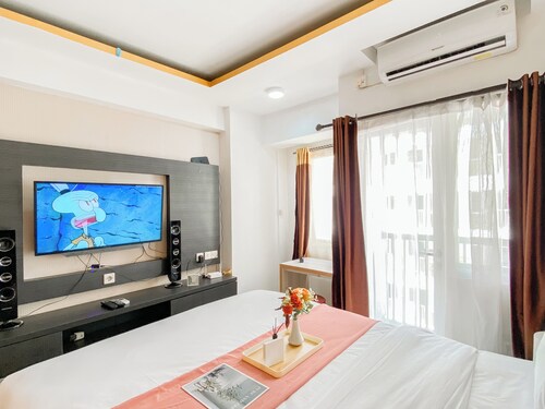 Best Deal And Homey Studio Grand Sentraland Karawang Apartment