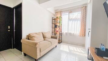 Deluxe Apartment | Living area