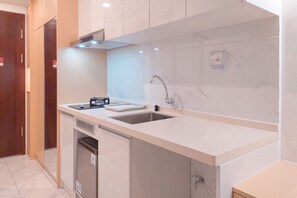 Deluxe-Studio | Eigene Küche | Mini-Kühlschrank, Herdplatte