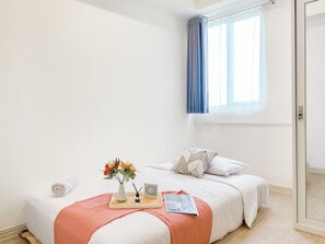Deluxe Apartment | 3 bedrooms, desk, free WiFi - Good Place And Elegant 3Br Meikarta Apartment (Cikarang)