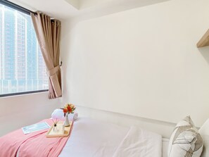 Deluxe Apartment | 2 bedrooms, desk, free WiFi - Well Furnished And Comfort 2Br Meikarta Apartment (Cikarang)