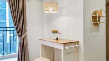 Deluxe Apartment | Living area