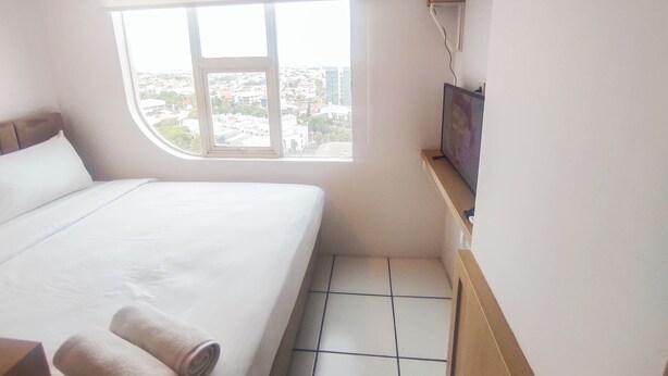 Deluxe Studio - Modern And Comfy Studio (No Kitchen) At The City Square Apartment (Surabaya)