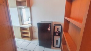 Deluxe Studio | Private kitchen - Modern And Comfy Studio (No Kitchen) At The City Square Apartment (Surabaya)