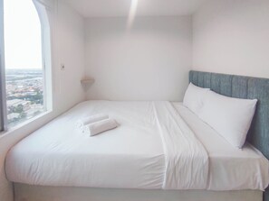 1 bedroom, desk, free WiFi - Minimalist And Comfortable Stay 1Br (No Kitchen) At The City Square Apartment (Surabaya)