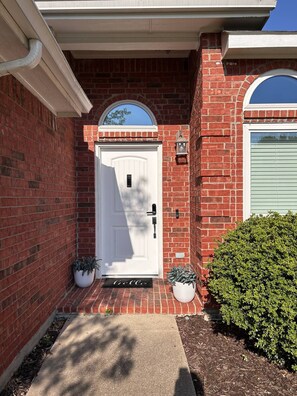 تفاصيل الفندق من الخارج