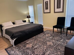 4 dormitorios, tabla de planchar con plancha, wifi gratis y ropa de cama