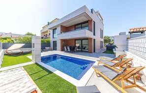 Pool - Luxurious home in Kastel Stafilic (Kastel Stafilic)