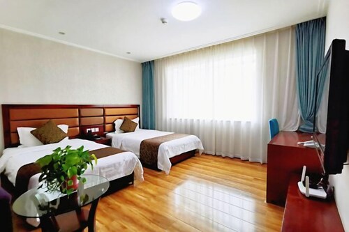Garden Hotel (Xigu Jincheng Park)