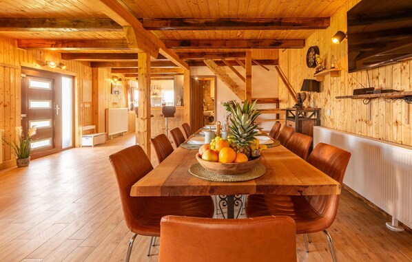 Dining - 4 bedroom nice home in Gospic (Gospic)