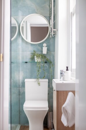 Haartrockner, Handtücher