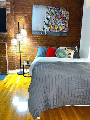 1 chambre, fer et planche Ă repasser, Wi-Fi, draps fournis