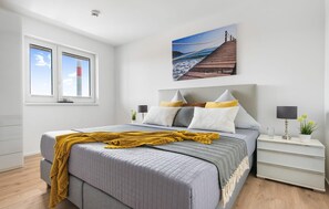 1 soverom, strykejern/-brett, reiseseng for barn og wi-fi (inkludert)