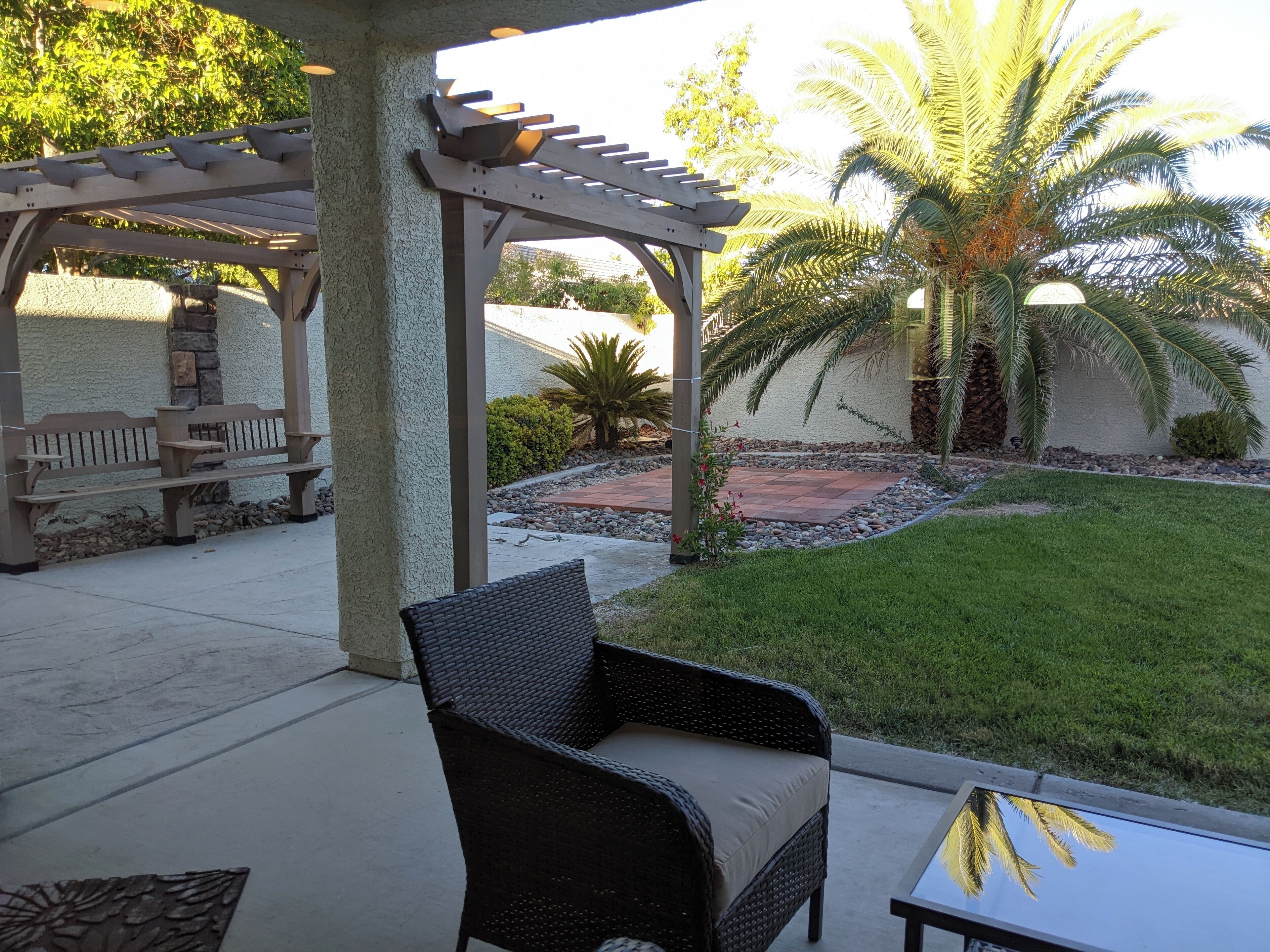 >>>Mins to Downtown Summerlin Single House One Floor 4bed2bath Huge Backyard!